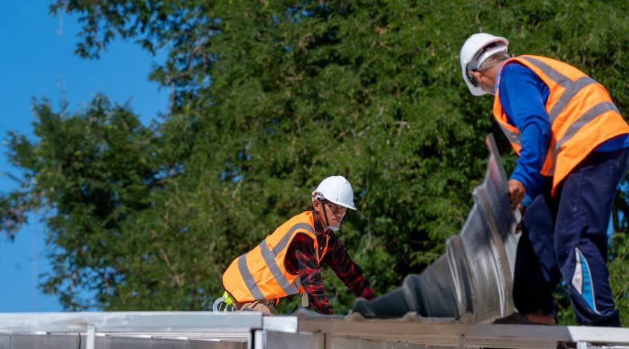 Professional gutter cleaning in Wilmot, SD
